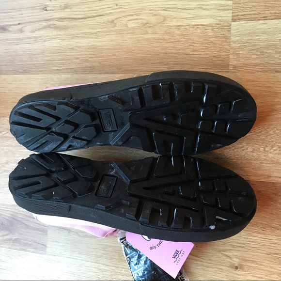 Vans X Lazy Oaf Style 29 Almond Blossom 9.5 - Picture 5 of 6